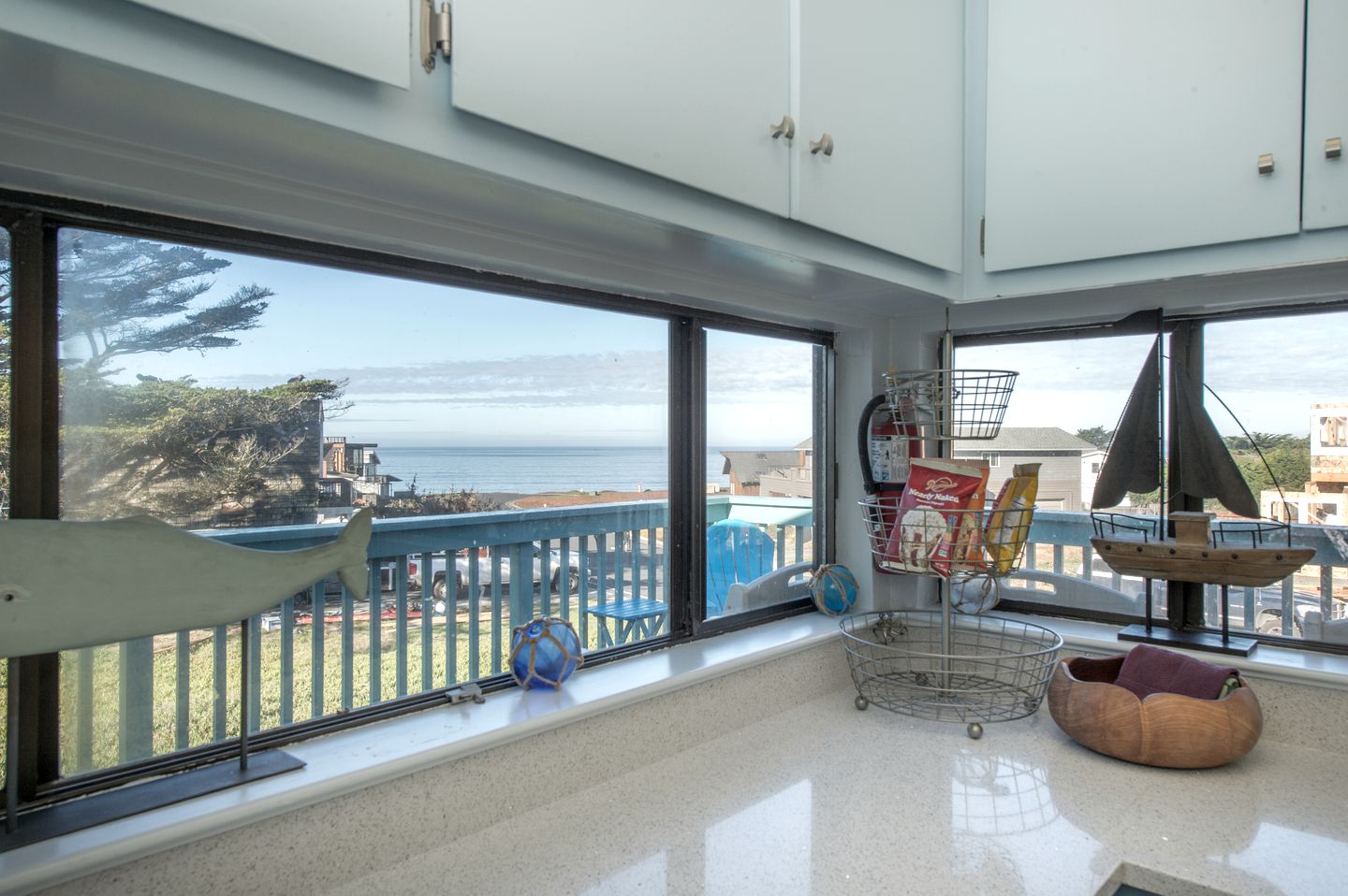 Family-Friendly Beach House Rental with Hot Tub Perfect for Glamping in Northern California