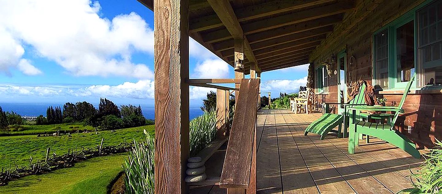 Tropical Nature Lodge with Incredible Views near Kohala Forest Reserve in Hawaii