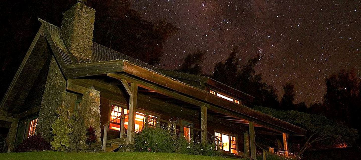 Tropical Nature Lodge with Incredible Views near Kohala Forest Reserve in Hawaii