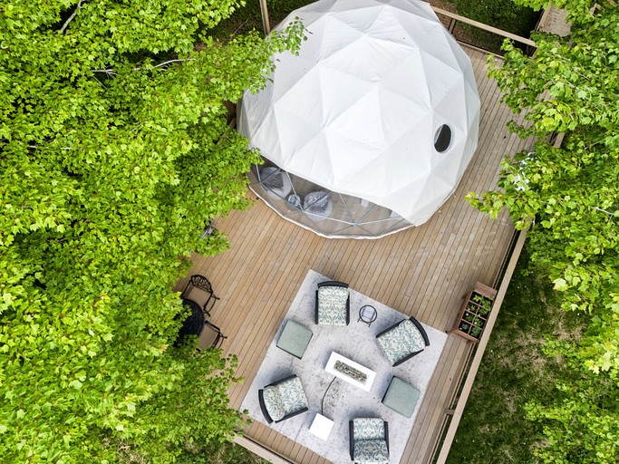 Domes (United States of America, Creston, North Carolina)