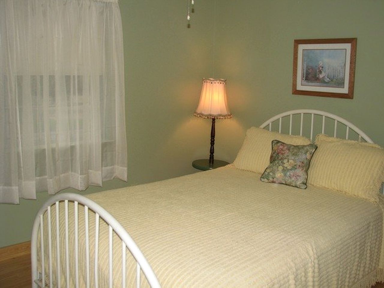 Country Cottage with Garden Views in Texas Hill Country