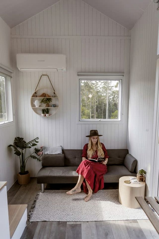 Charming Tiny House Rental for Glamping in Queensland