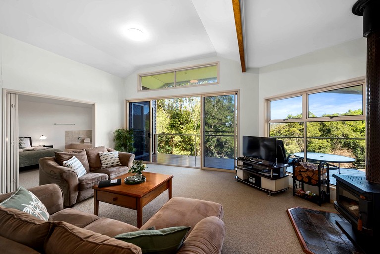 Vacation Rentals (Australia, Ravensbourne, Queensland)