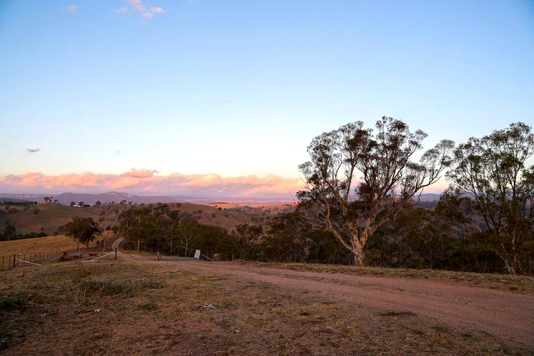 Cabins (Lithgow, New South Wales, Australia)