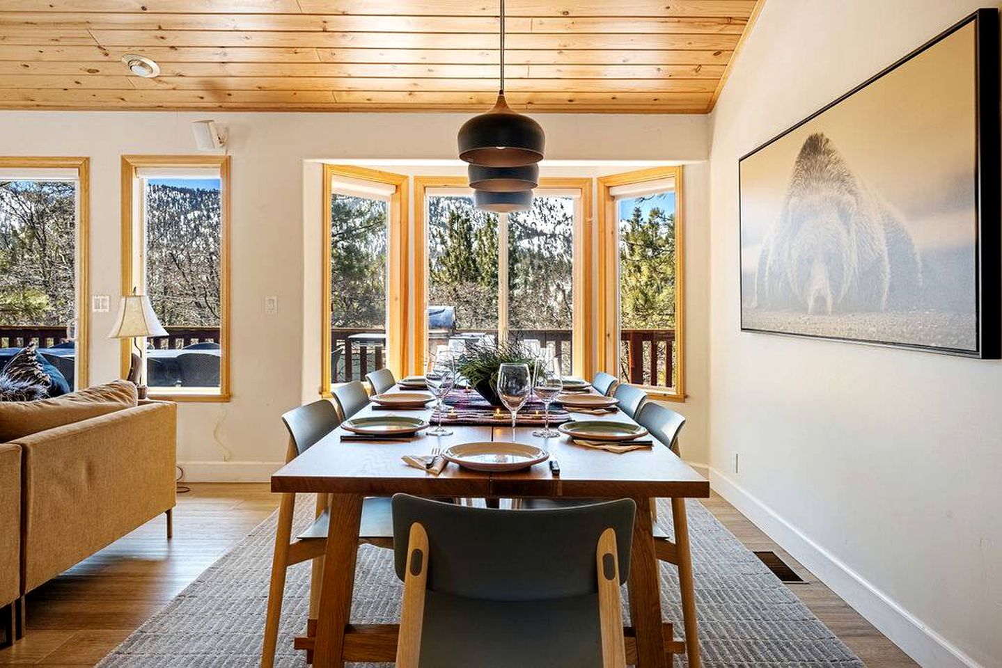 Ultimate Comfort: Cabin with Hot Tub near Big Bear Lake, California