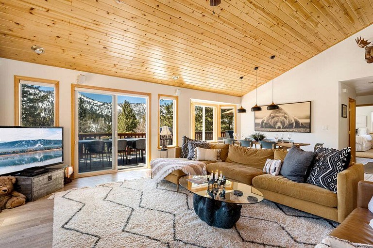 Vacation Rentals (United States of America, Moonridge, California)