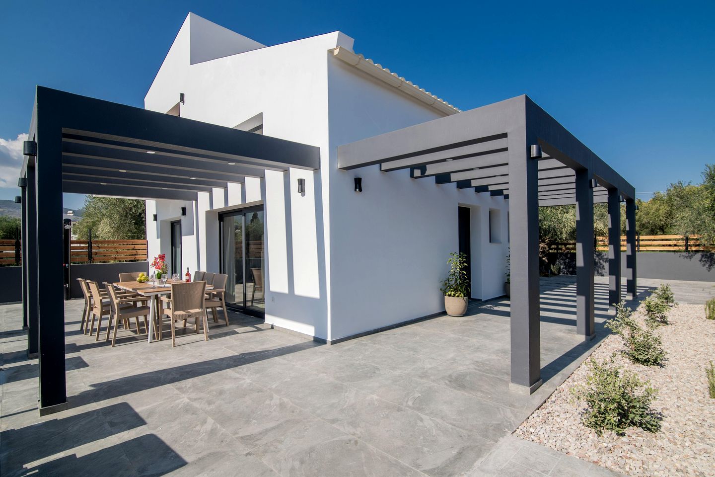 Luxurious Family Retreat with Private Pool in Mouzaki, Zakynthos