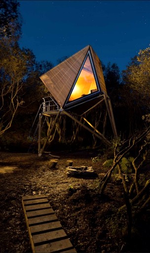 Tree Houses (United Kingdom, Tintagel, England)