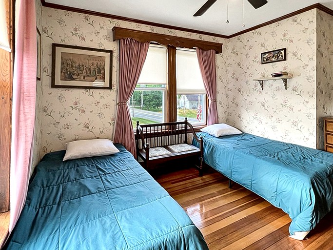 Floating Homes (United States of America, York, Maine)