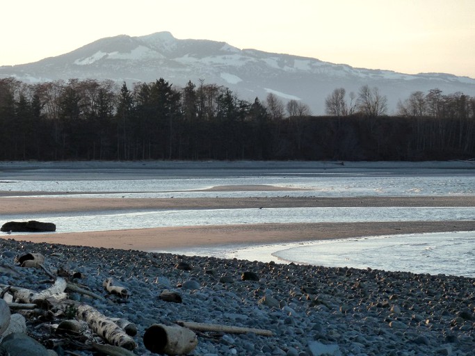 Nature Lodges (Comox, British Columbia, Canada)