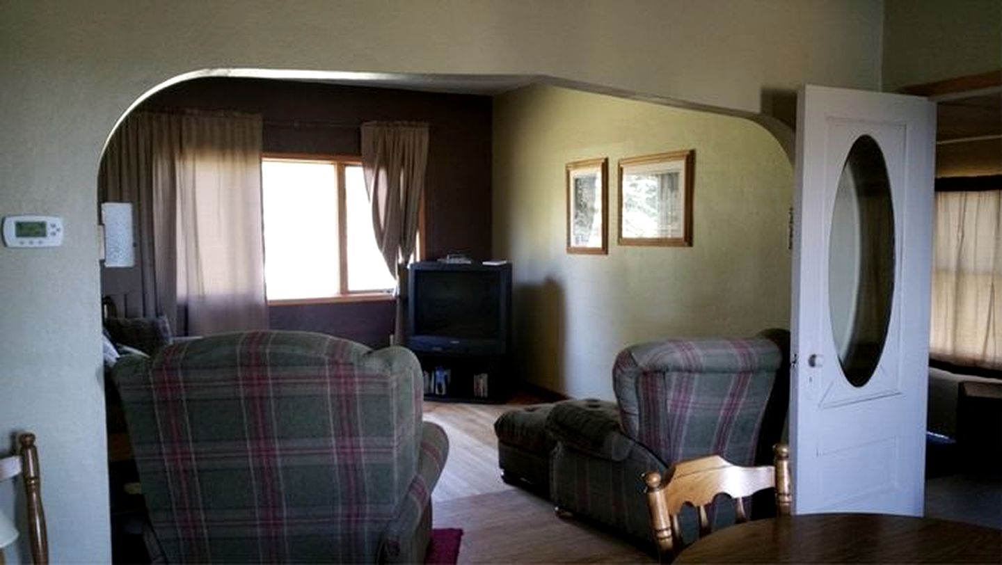 Spacious Cottage Rental near Watertown, South Dakota