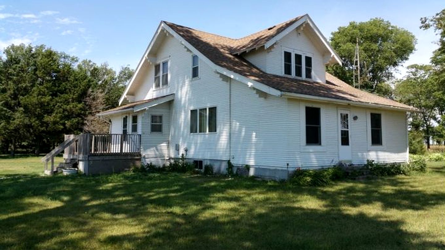 Spacious Cottage Rental near Watertown, South Dakota