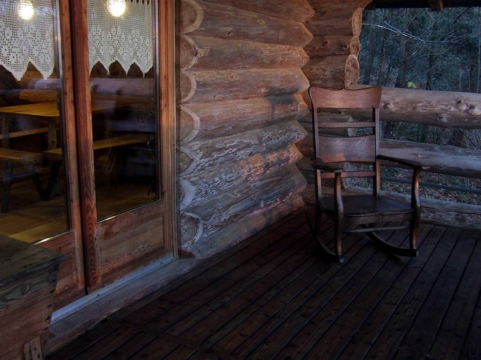Log Cabins (Saint-Martial-de-Gimel, Nouvelle-Aquitaine, France)