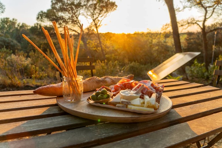 Vacation Rentals (France, --, Provence-Alpes-Côte d'Azur)