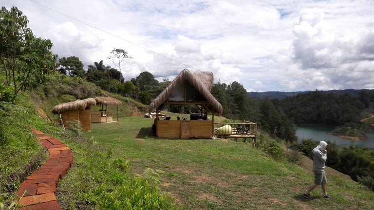 Pods (Peñol, Antioquia, Colombia)