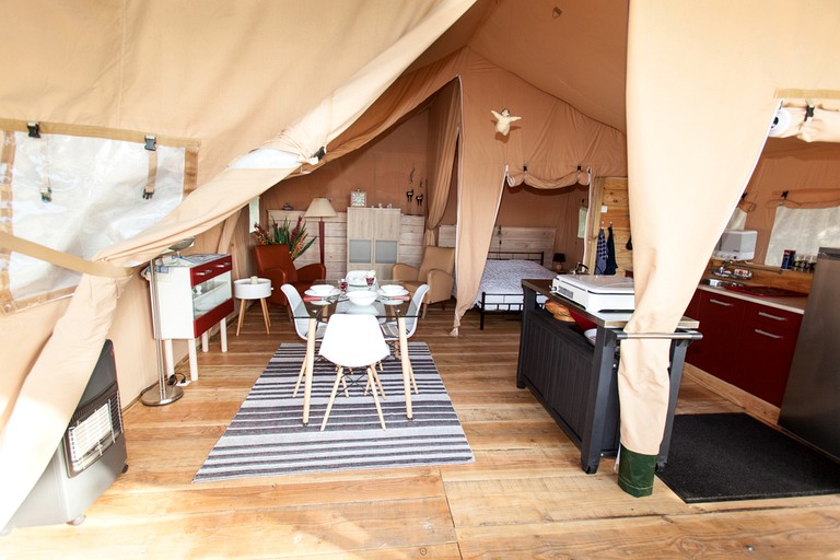 Safari Tents (Périgueux, Nouvelle-Aquitaine, France)