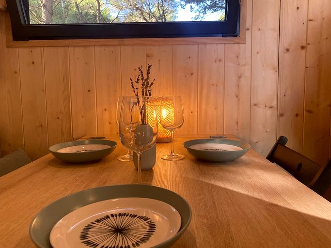 Vacation Rentals (France, --, Provence-Alpes-Côte d'Azur)