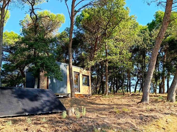 Vacation Rentals (France, --, Provence-Alpes-Côte d'Azur)