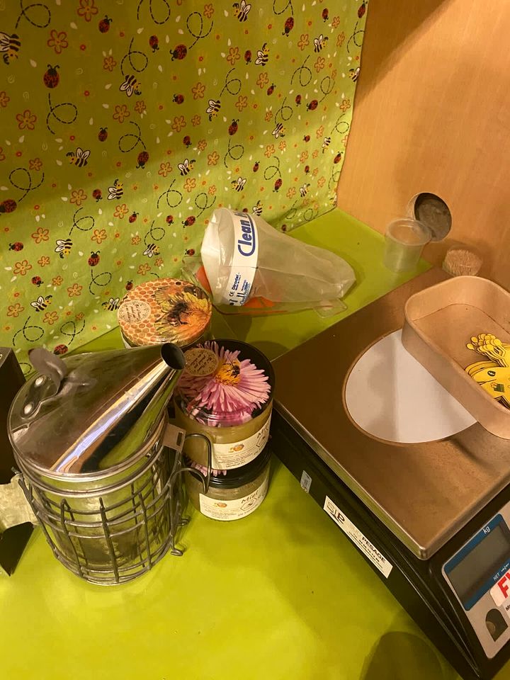 Scenic Eco Tiny Home with Sunrise & Lavender Views near the Rhône River, Mondragon, France