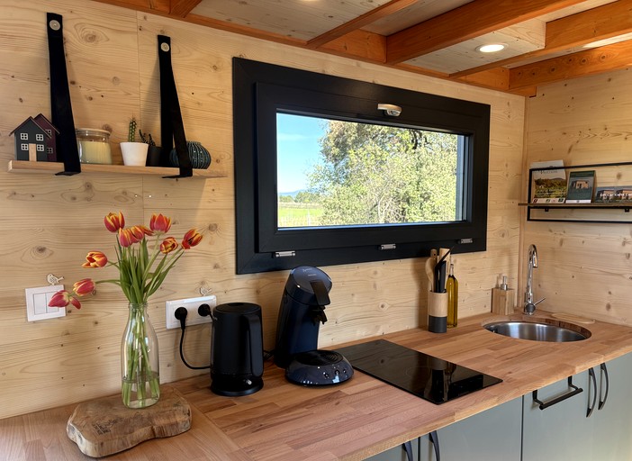 Tiny Houses (France, Meyrargues, Provence-Alpes-Côte d'Azur)