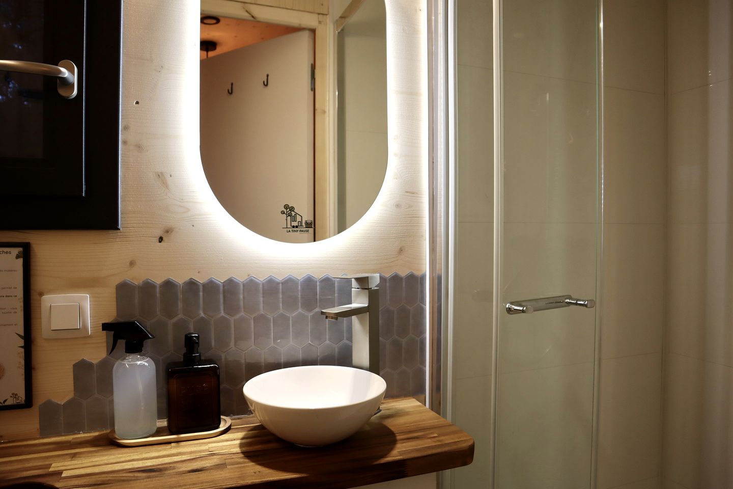 Nature Immersed Tiny House Escape with Private Terrace & Curated Experiences in Provence-Alpes-Côte d'Azur, France