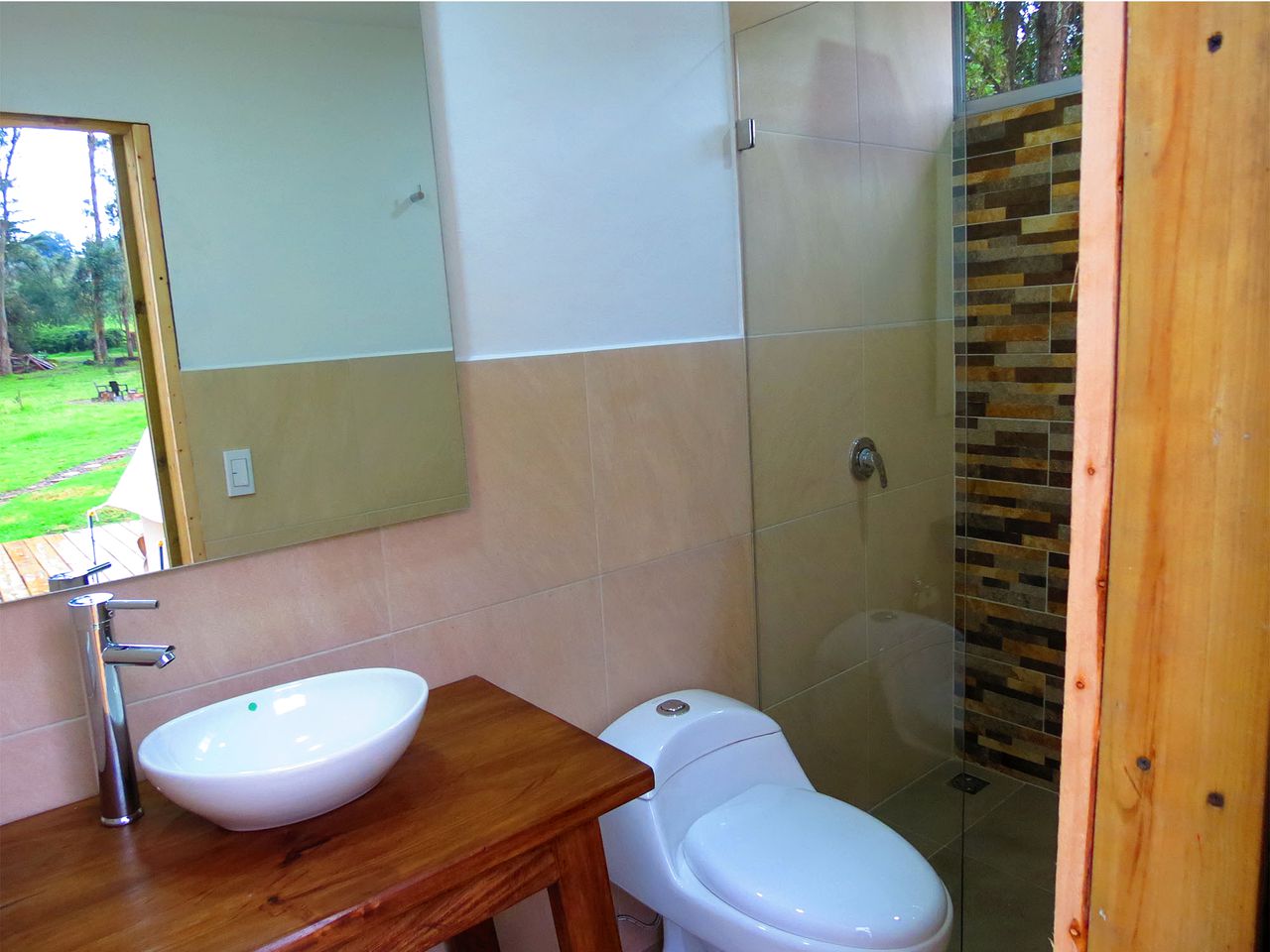 Luxury Camping Experience with Breakfast Included near Villa de Leyva in Colombia