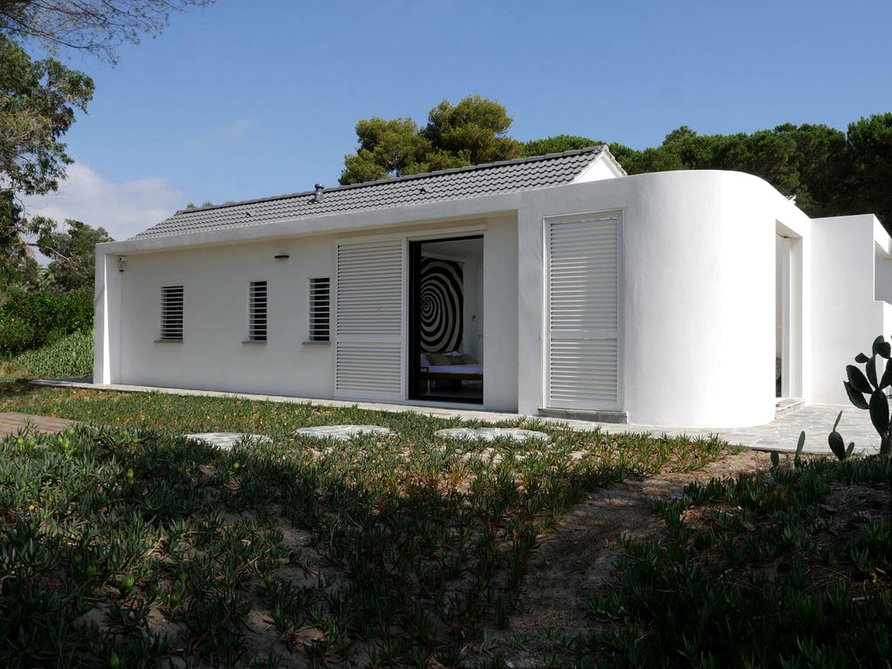 Beachfront Villa Rental with a Huge Patio near Bastia, Corsica, France