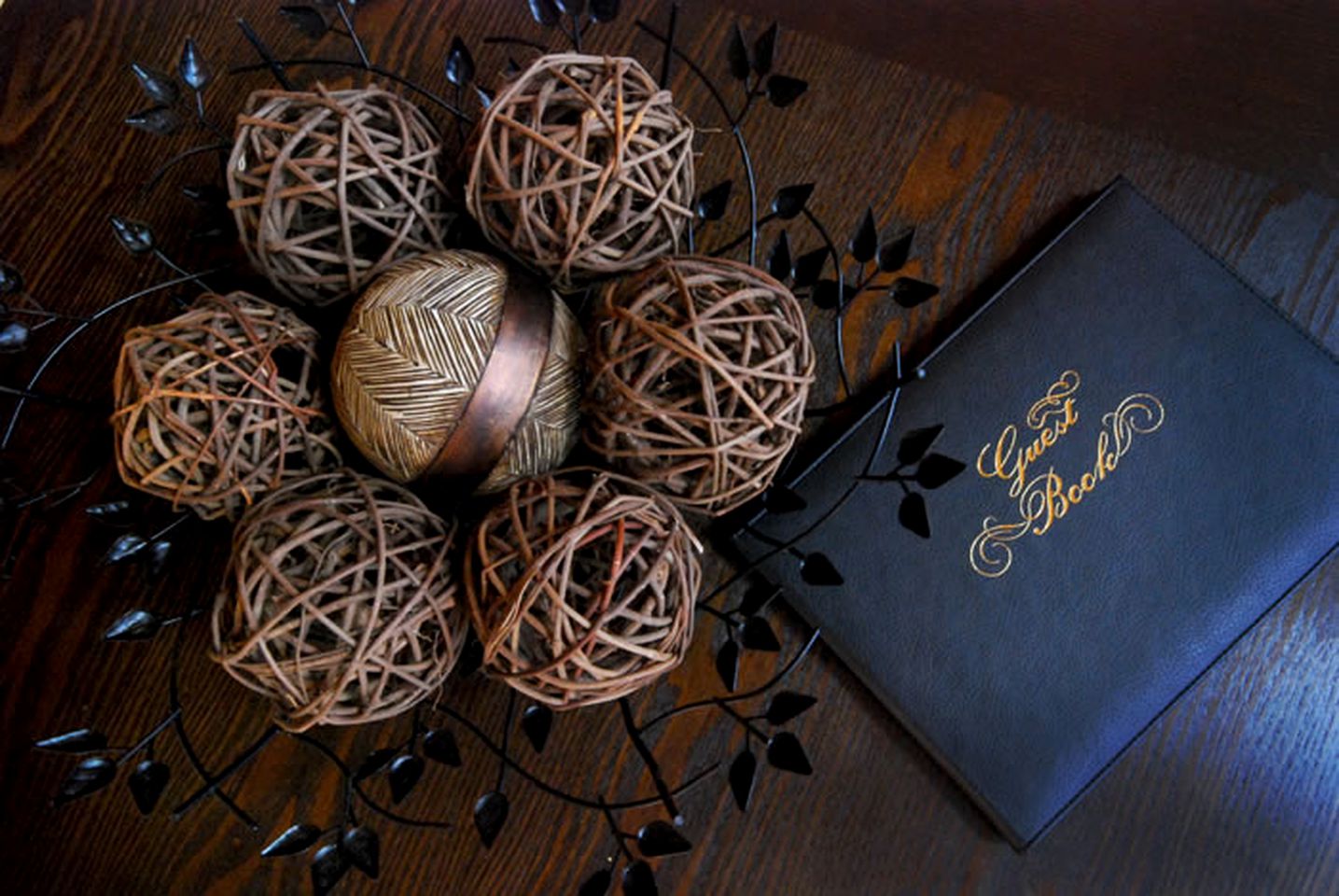 Stately Lakefront Cabin Rental on Chip Lake in Wakefield, Quebec