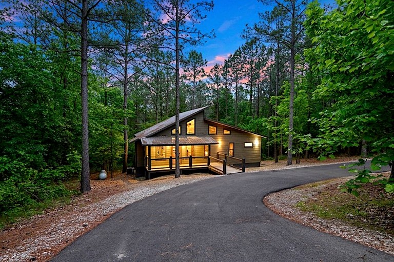 Cabins (United States of America, Broken Bow, Oklahoma)