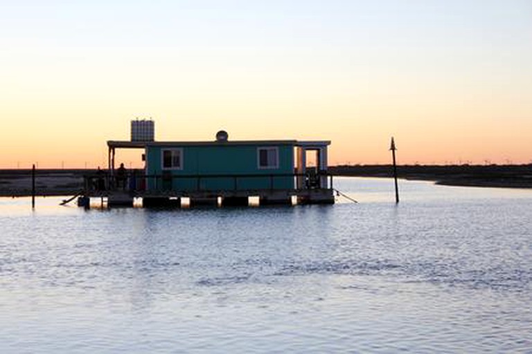 Laguna Adventures, Floating Homes 19045, Corpus Christi, United States