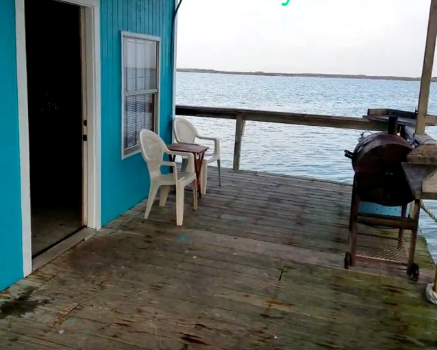 Corpus Christi Floating Cabin in Texas