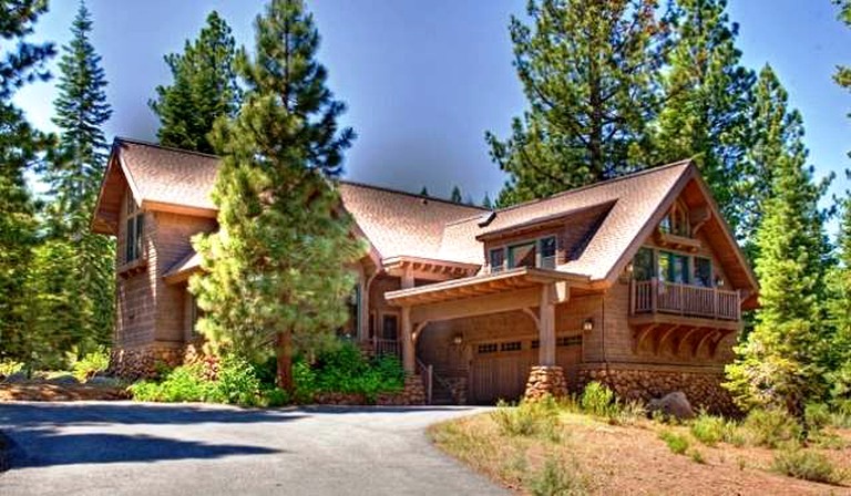 Cabins (Truckee, California, United States)
