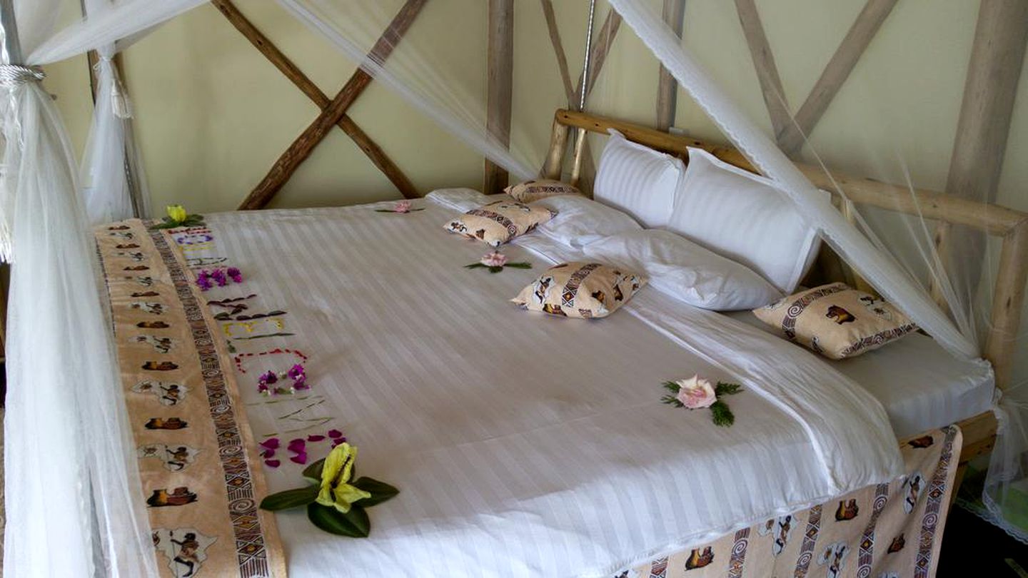 Romantic Suite Accommodation at a Beautiful Glamping Resort on Lake Bunyonyi in Uganda