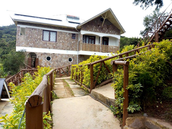 Cottages (Kabale, Western Region, Uganda)