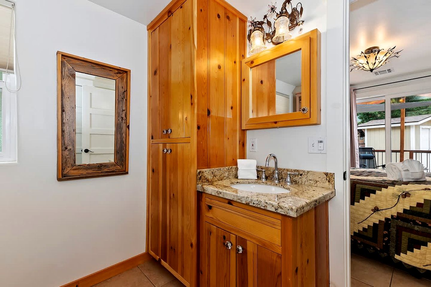 Lake Cabin with Fireplace and Barbecue Perfect for Water Sports in Big Bear Lake, California