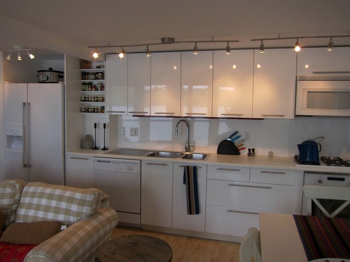 Cabins (Canada, Godfrey, Ontario)