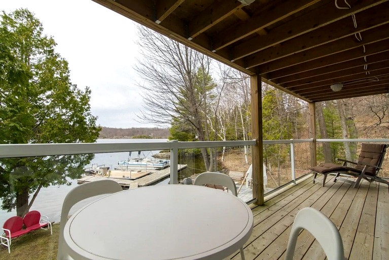 Cabins (Canada, Godfrey, Ontario)