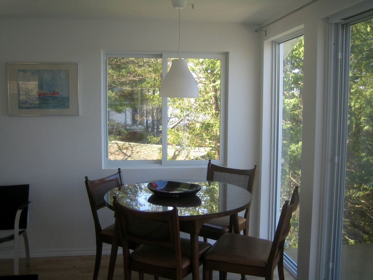 Luxury Cottage Rental for Groups on a Gorgeous Lake Resort near Ottawa, Ontario