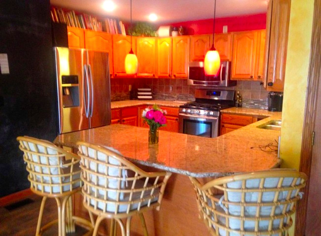 Lakeside Vacation Rental with Hot Tub near Fort Wayne, Indiana