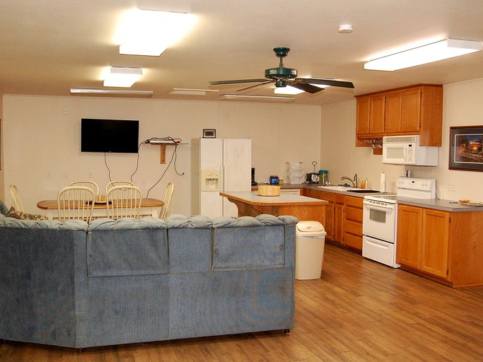 Cabins (Scranton, Arkansas, United States)