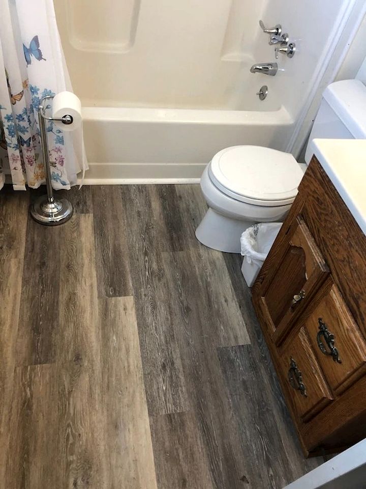 Lakefront Cottage with Cozy Interior and Jacuzzi in Dresden, New York