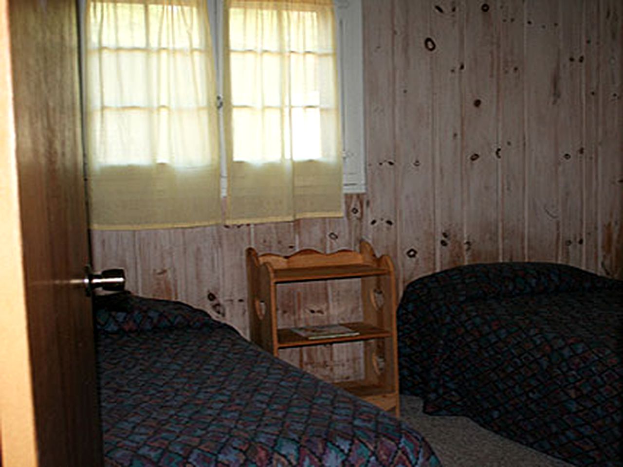 Rustic Four-Person Cabin Rental with Lake Views near Brainerd, Minnesota