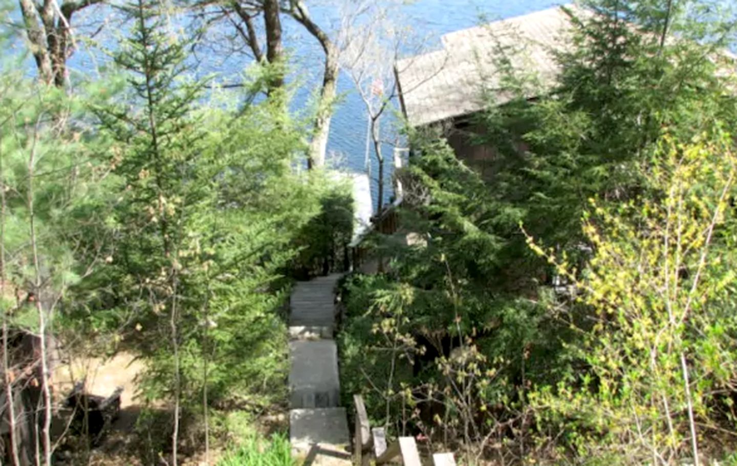 Lake Front Cottage Leadmine, Vacation Rentals, Sturbridge, United