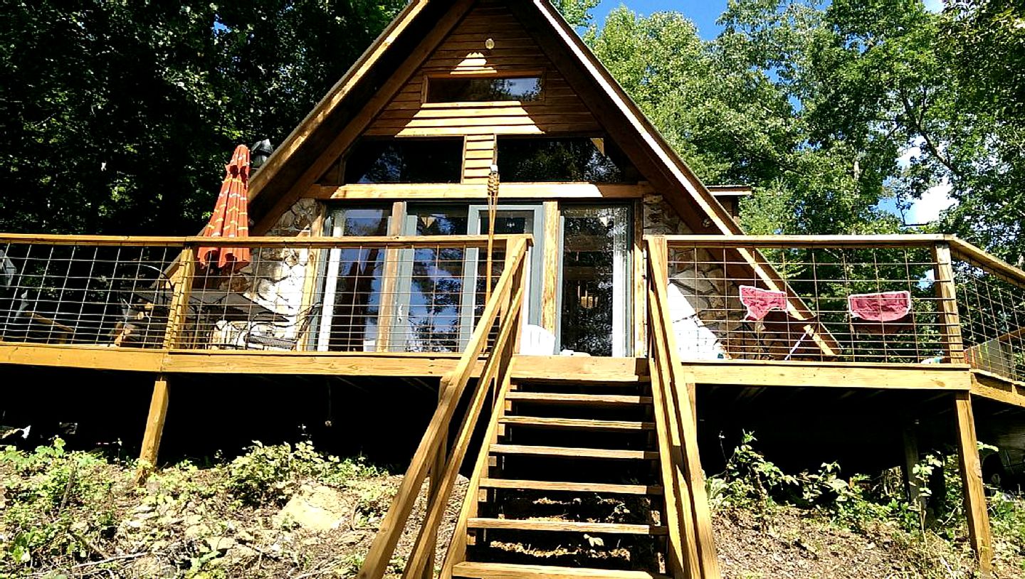 Cabin Rental on Watauga Lake, Tennessee