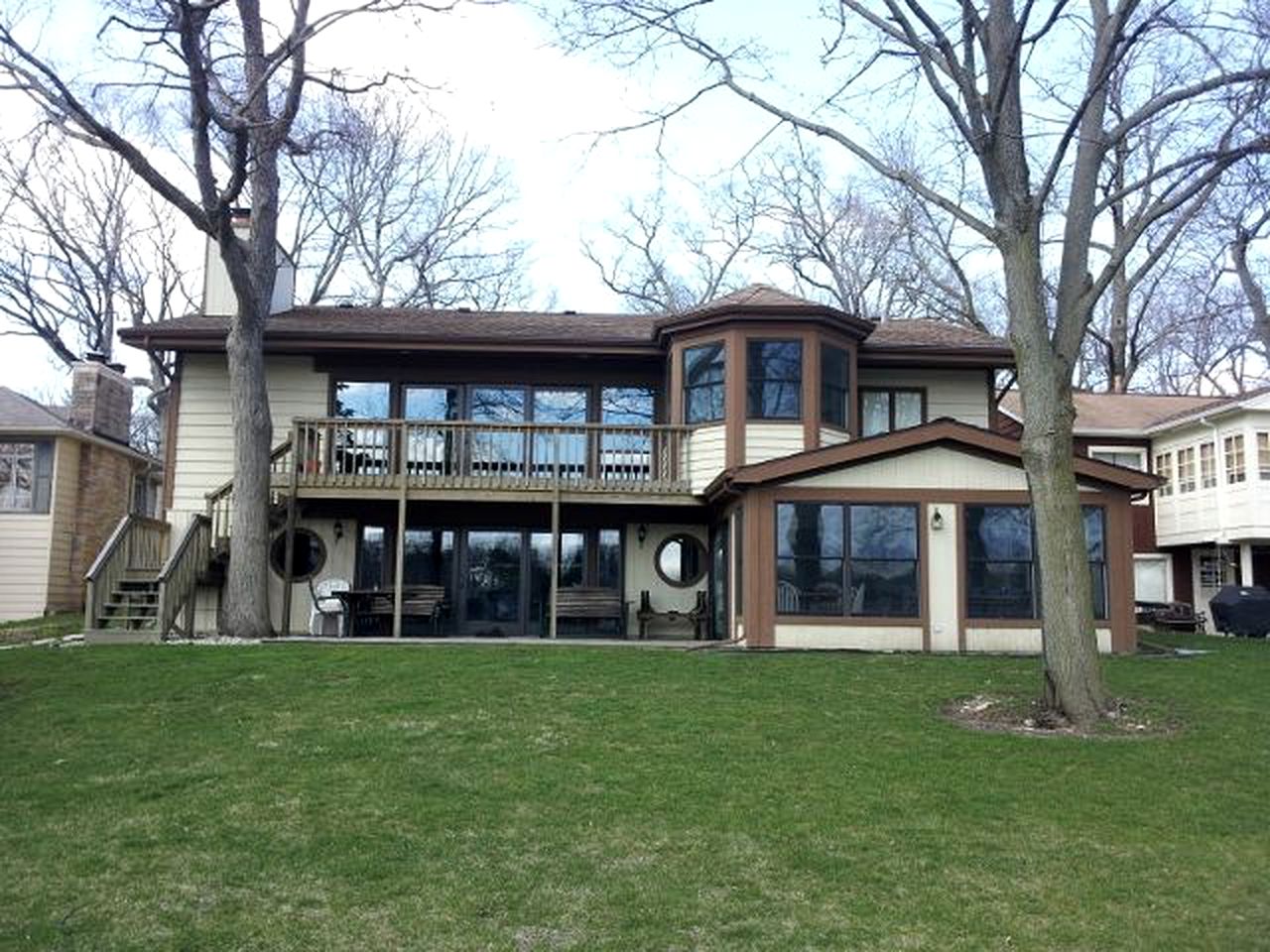 Spacious Family Cottage Getaway on Powers Lake near Lake Geneva, Wisconsin