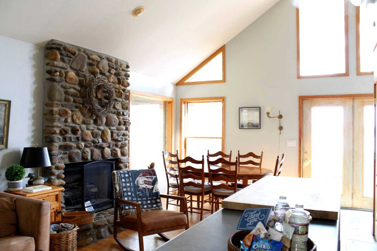 Breathtaking Wooden Cabin with Great Sights in Edgemont, Arkansas