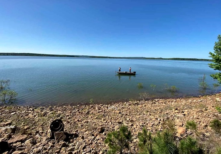 Cabins (United States of America, Edgemont, Arkansas)