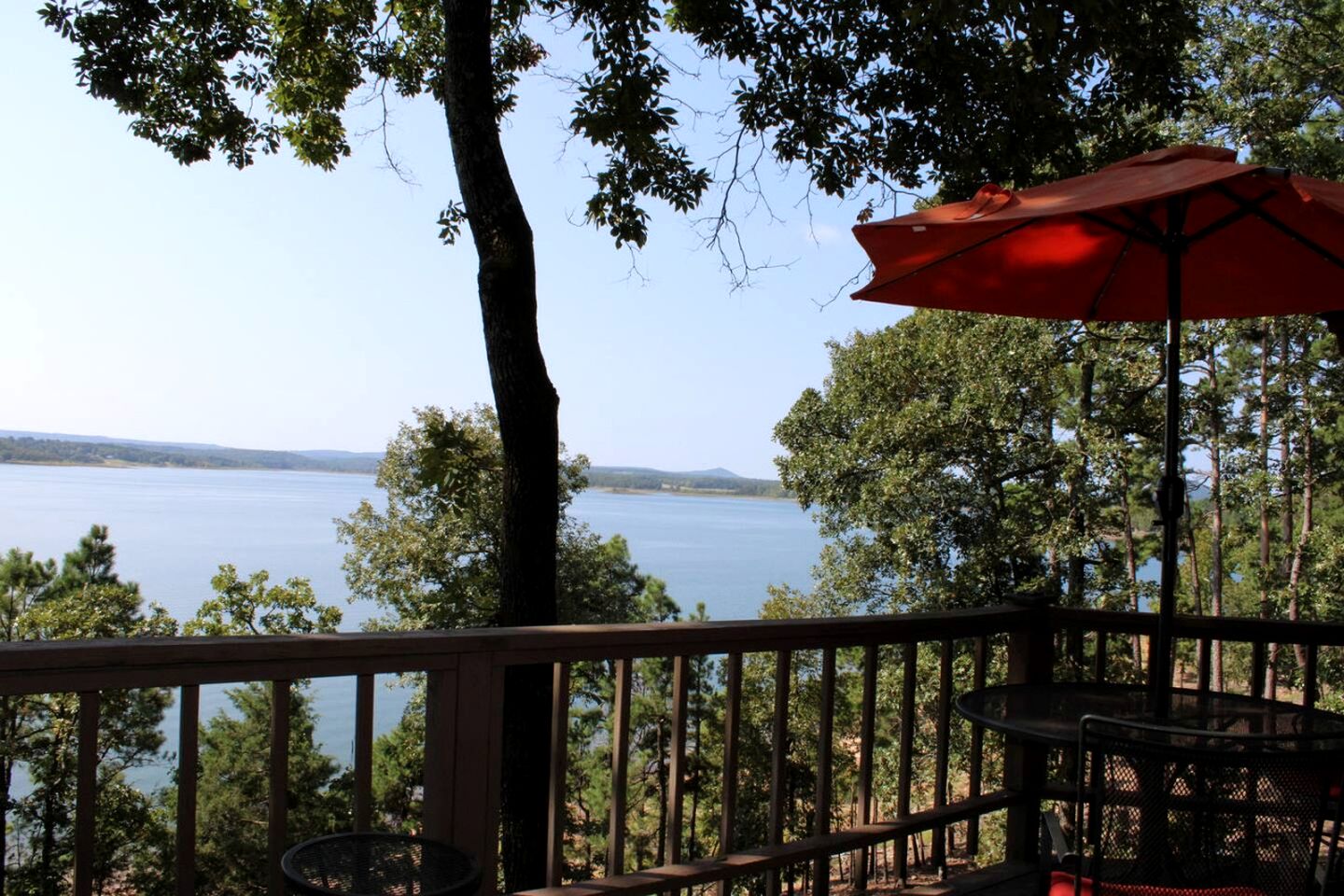 Breathtaking Wooden Cabin with Great Sights in Edgemont, Arkansas