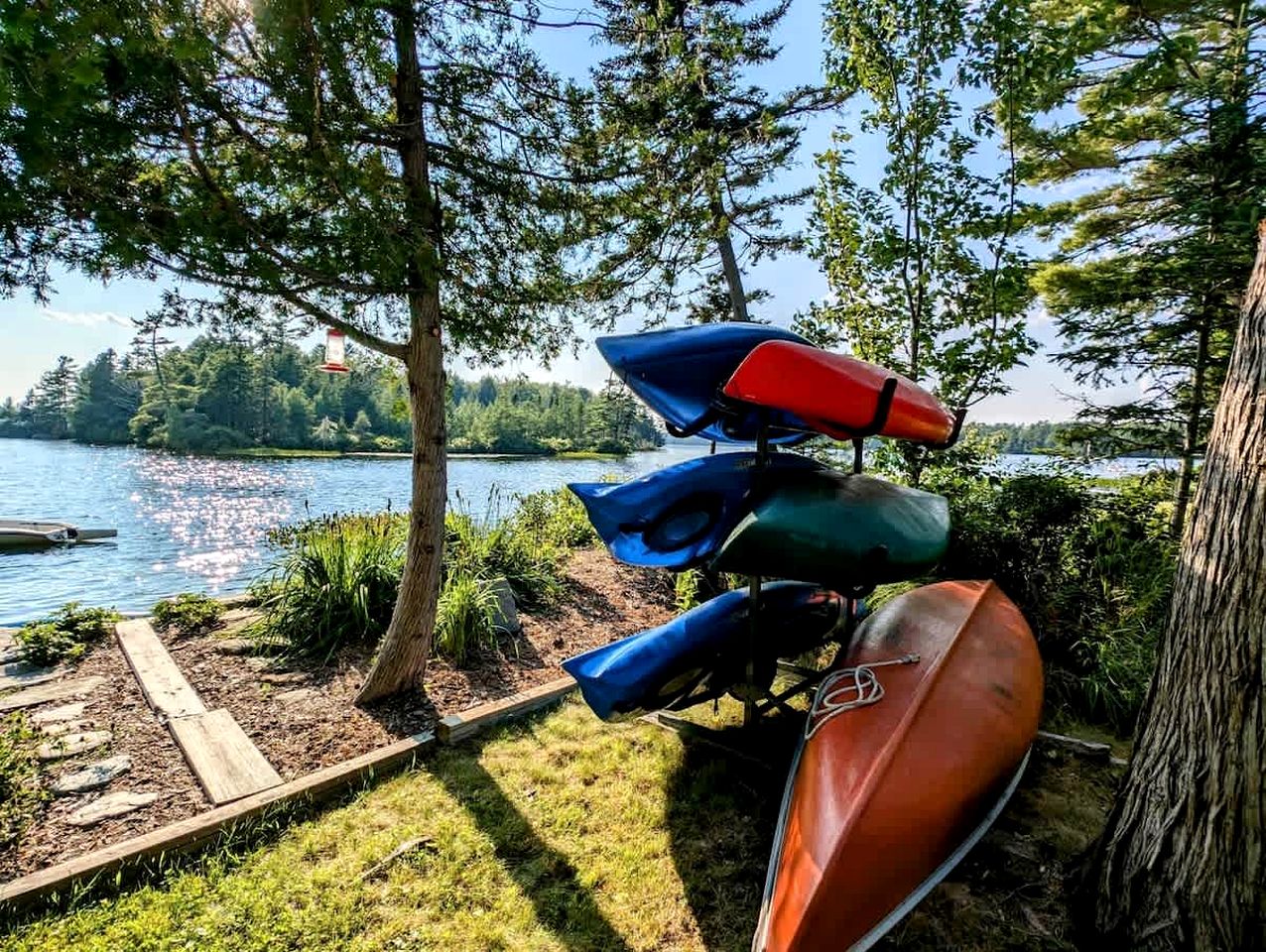 Gorgeous Waterfront Cabin for an Unforgettable Family Vacation by Georges Pond in Franklin, Maine