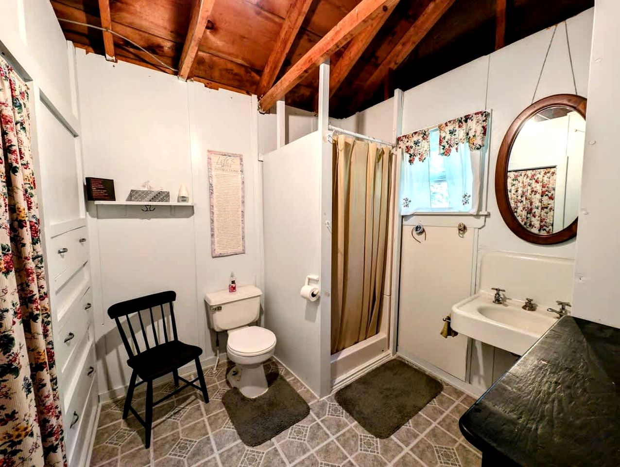 Gorgeous Waterfront Cabin for an Unforgettable Family Vacation by Georges Pond in Franklin, Maine